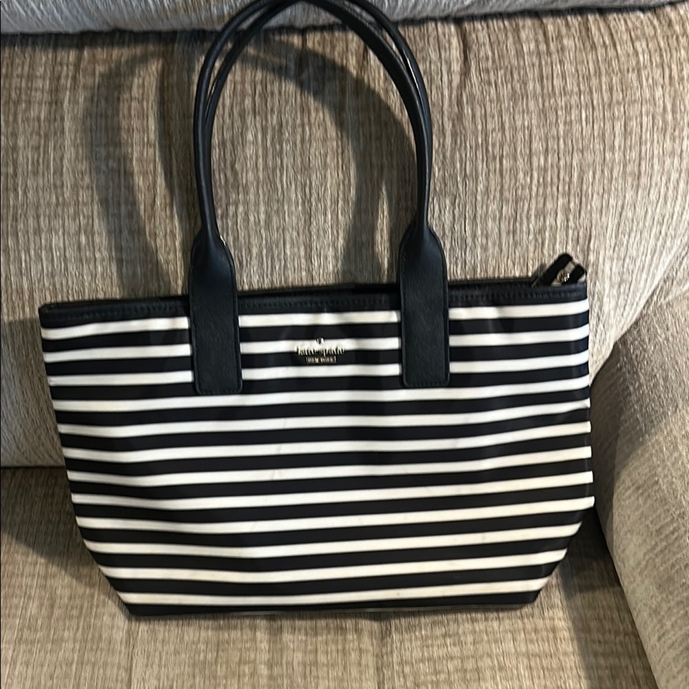Kate Spade black and white striped shoulder tote 15 x 10 x 4 1/2